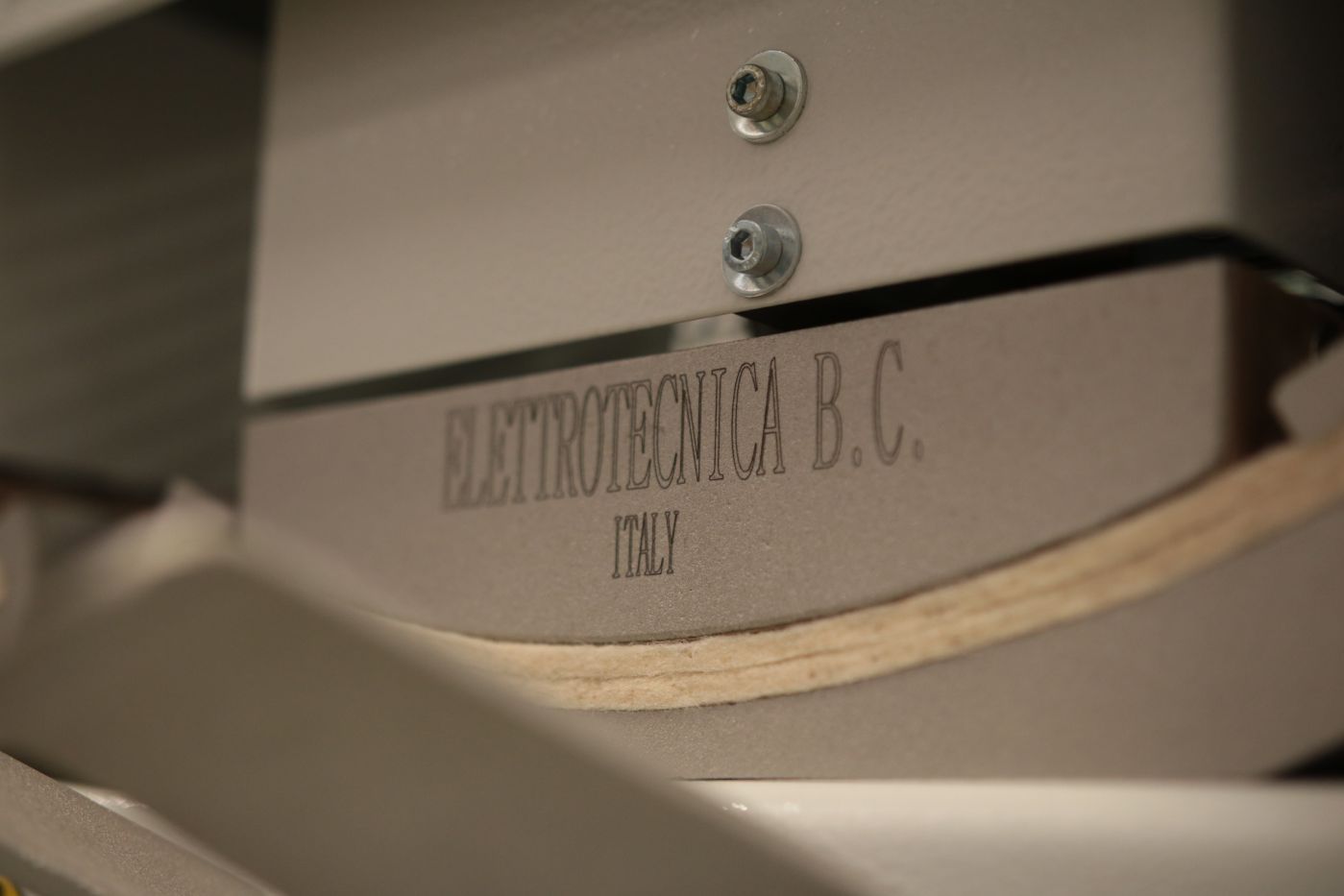 Irons and ironing workstations | ElettrotecnicaBC